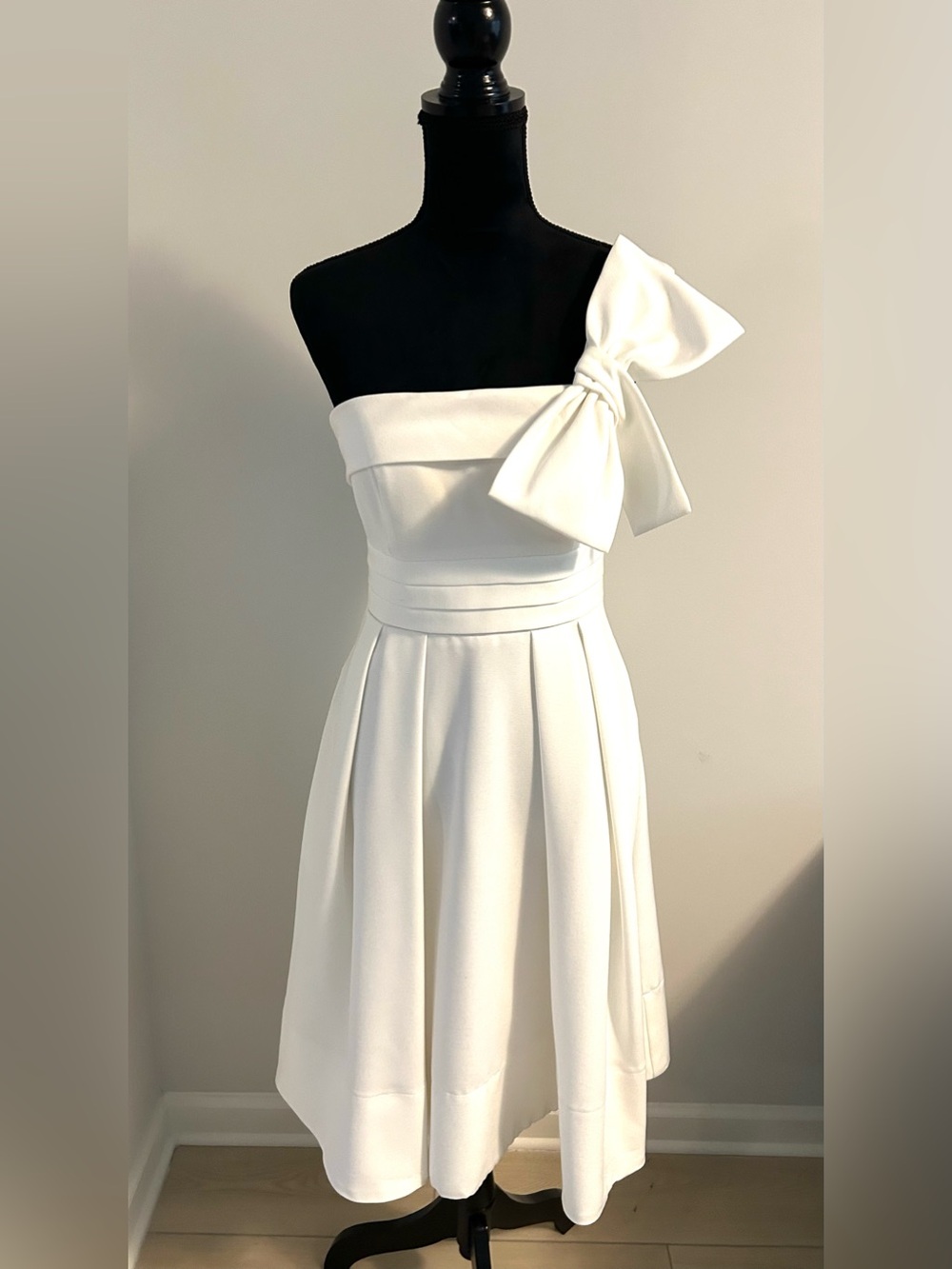 Eliza J One-Shoulder White Bow Cocktail Dress